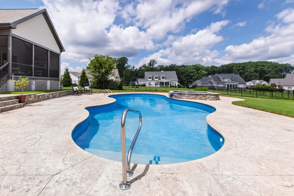 8012 Woodcross Way Wake Forest, NC 27587