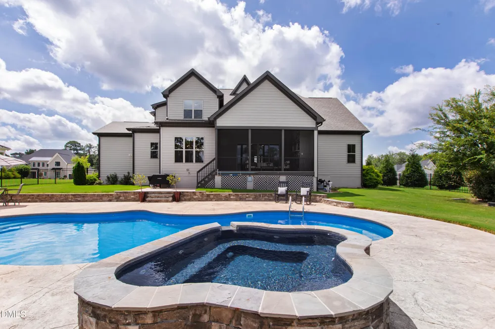 8012 Woodcross Way Wake Forest, NC 27587