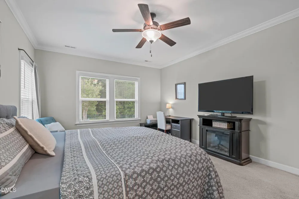 425 Oaks End Drive Holly Springs, NC 27540