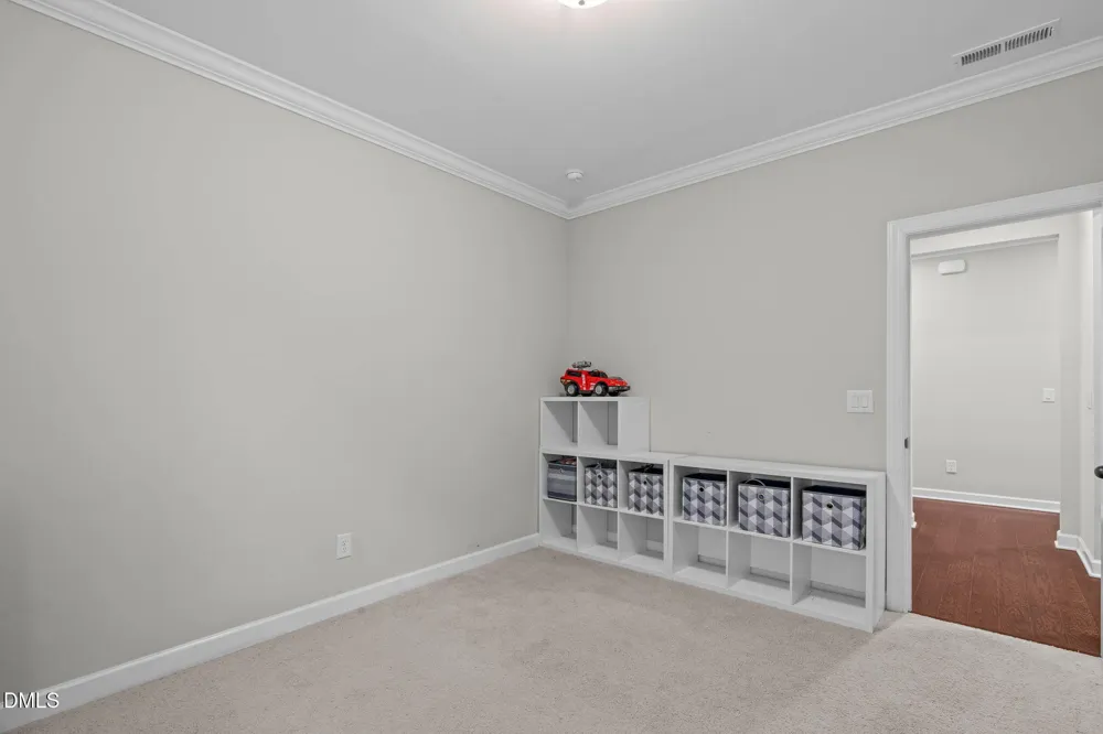 425 Oaks End Drive Holly Springs, NC 27540