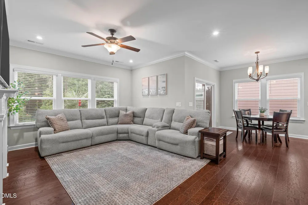 425 Oaks End Drive Holly Springs, NC 27540