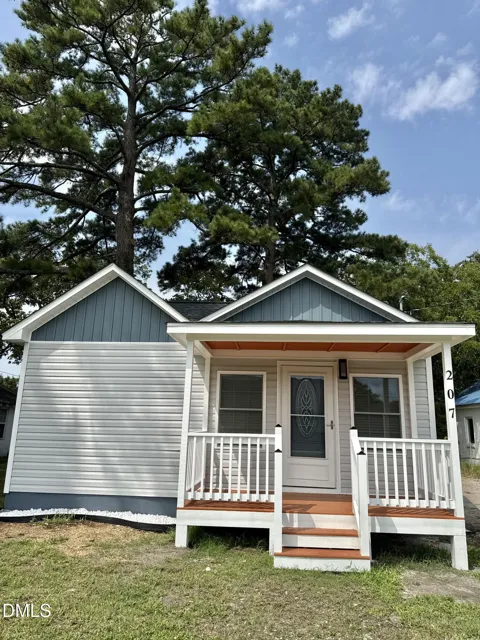 207 Cochran Street