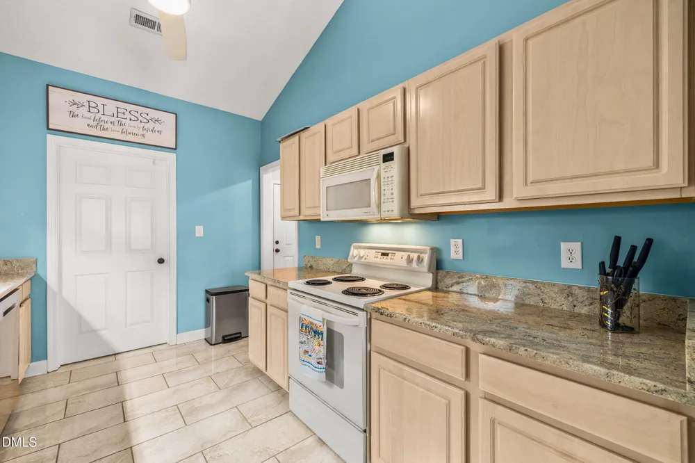 910 Camden Court Elon, NC 27244
