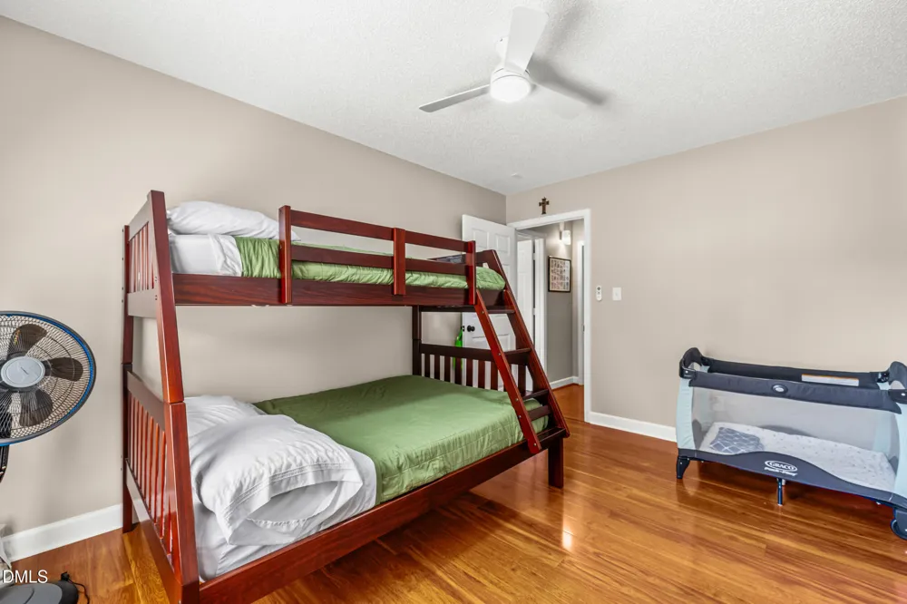 910 Camden Court Elon, NC 27244