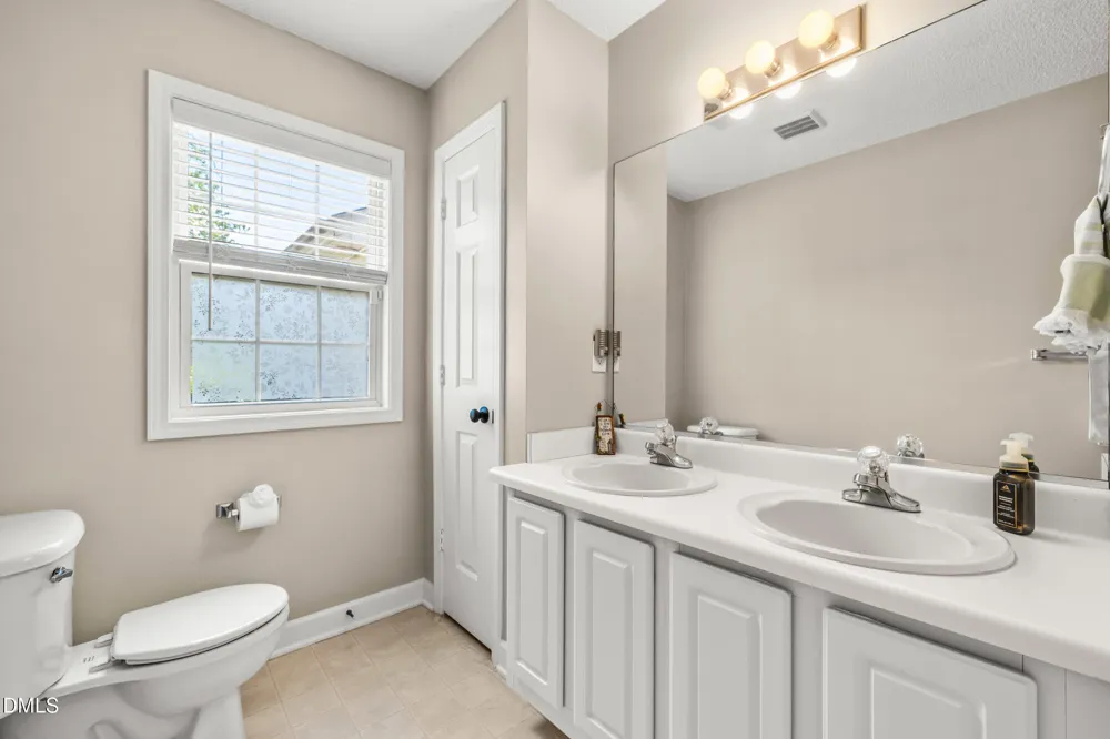 910 Camden Court Elon, NC 27244