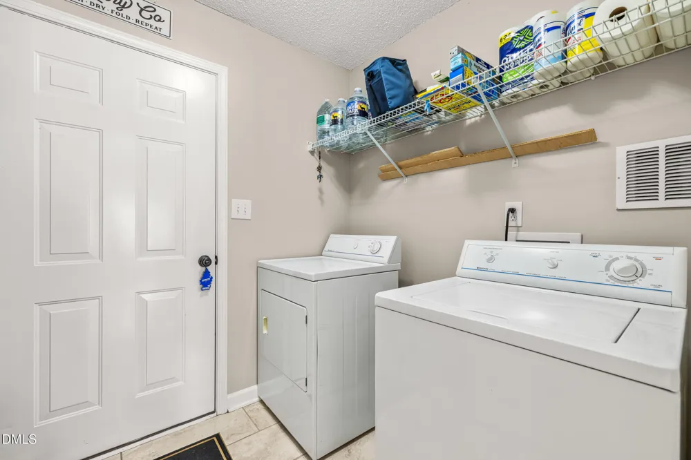 910 Camden Court Elon, NC 27244