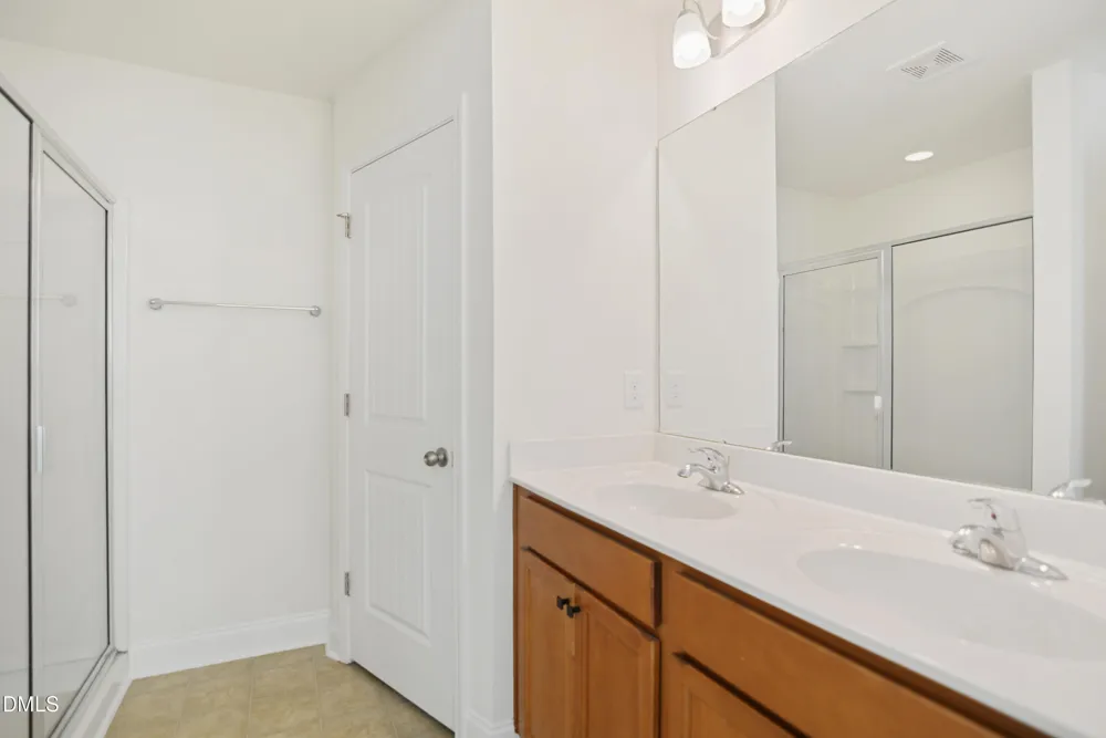 372 E Porthaven Way Clayton, NC 27527