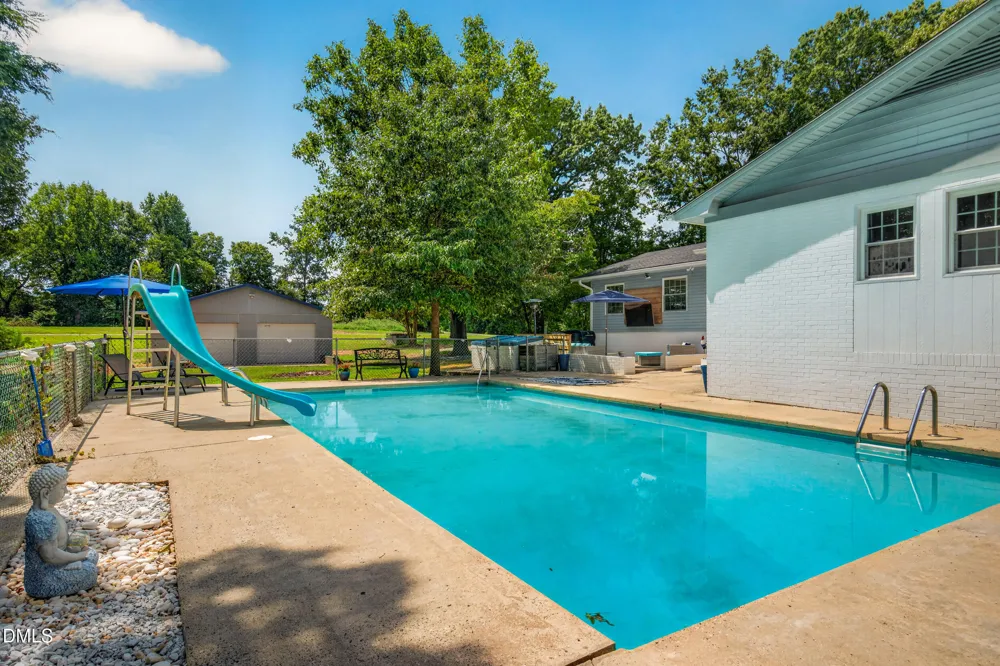 622 Plainfield Church Road Siler City, NC 27344