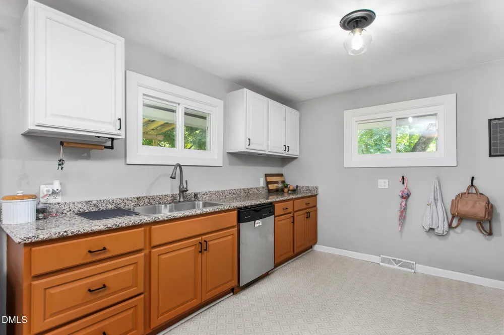 119 Azalea Circle Burlington, NC 27215