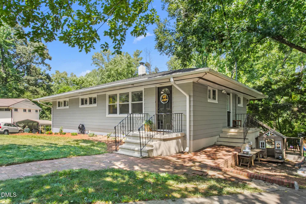 119 Azalea Circle Burlington, NC 27215