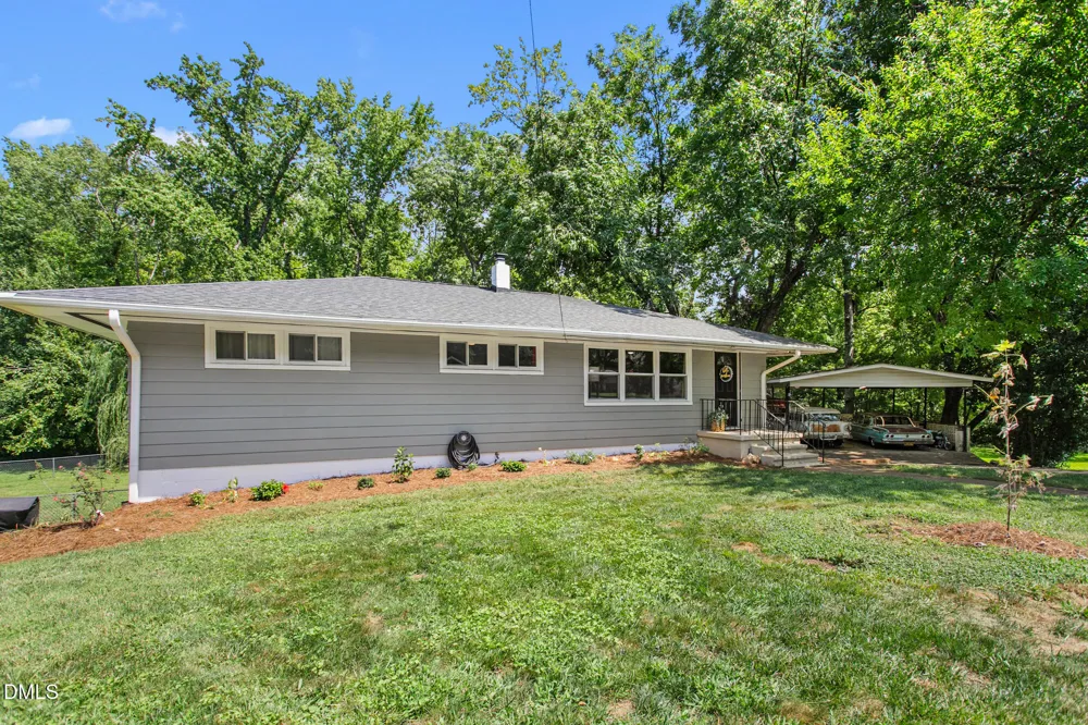 119 Azalea Circle Burlington, NC 27215