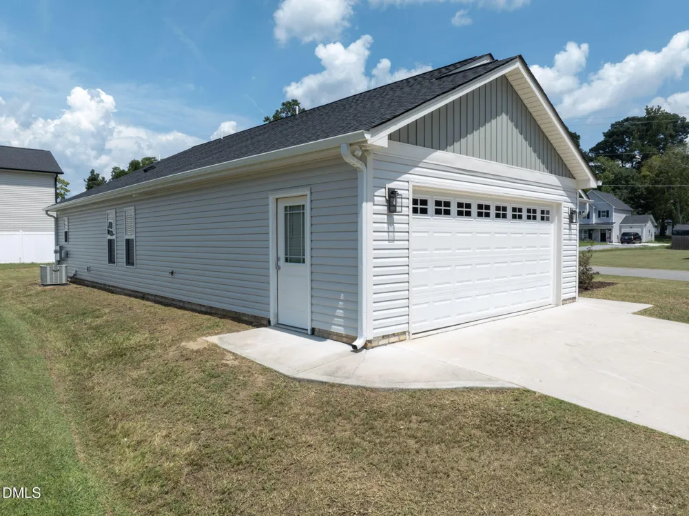 103 E Allen Street Four Oaks, NC 27524