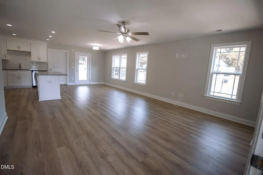 103 E Allen Street Four Oaks, NC 27524
