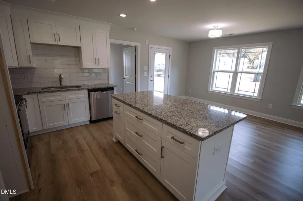 103 E Allen Street Four Oaks, NC 27524