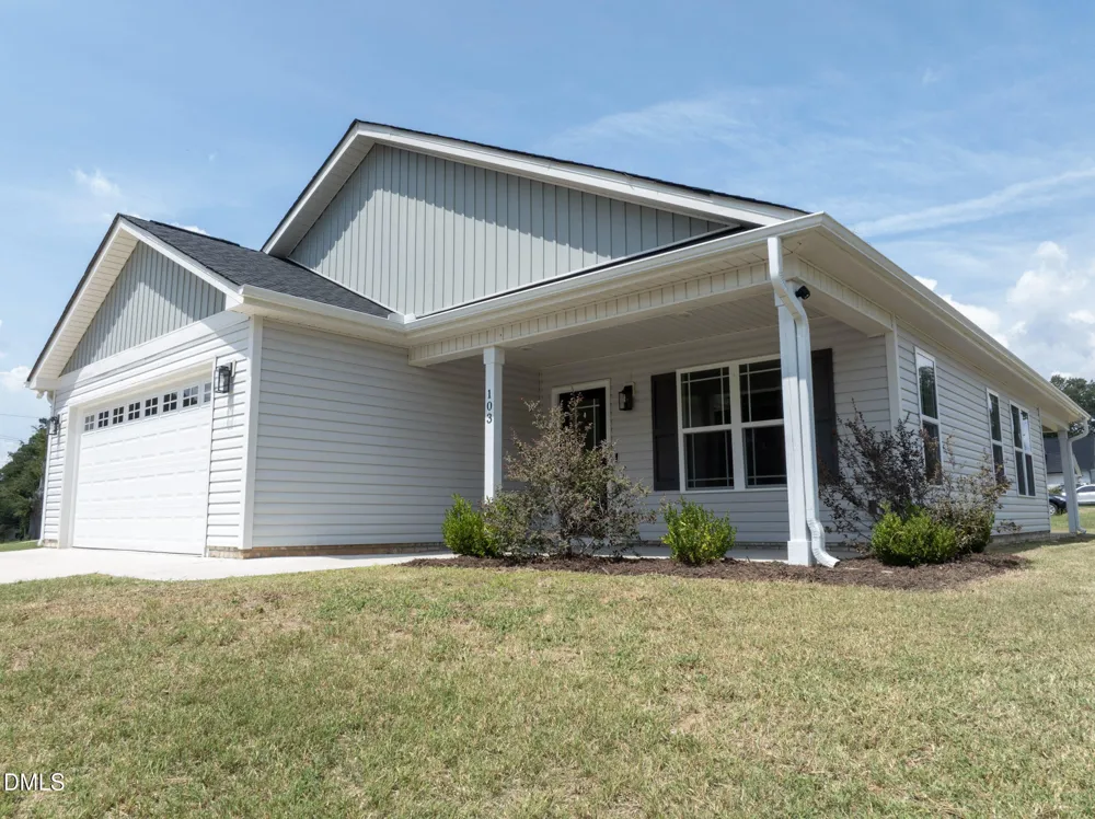 103 E Allen Street Four Oaks, NC 27524