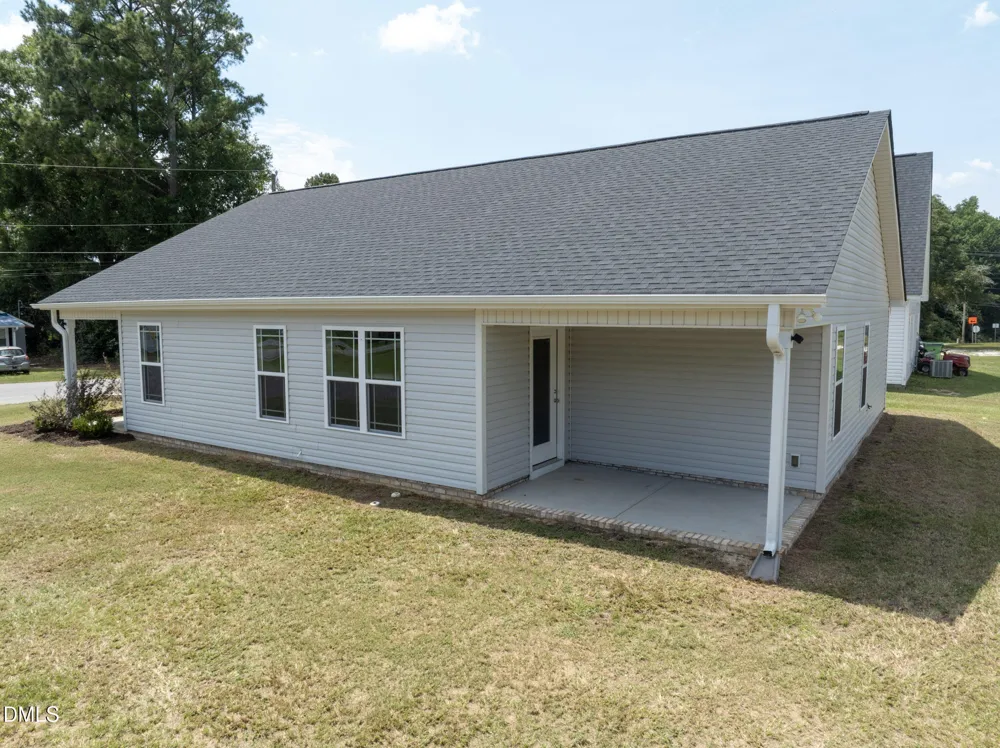 103 E Allen Street Four Oaks, NC 27524
