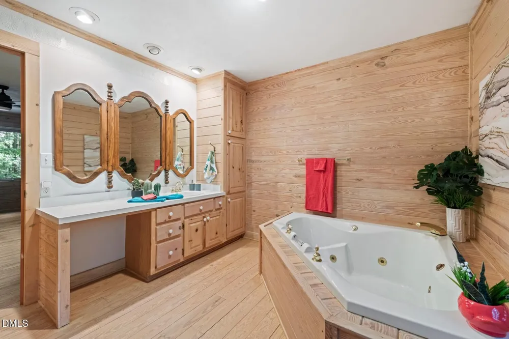 7391 Howerton Road Elon, NC 27244
