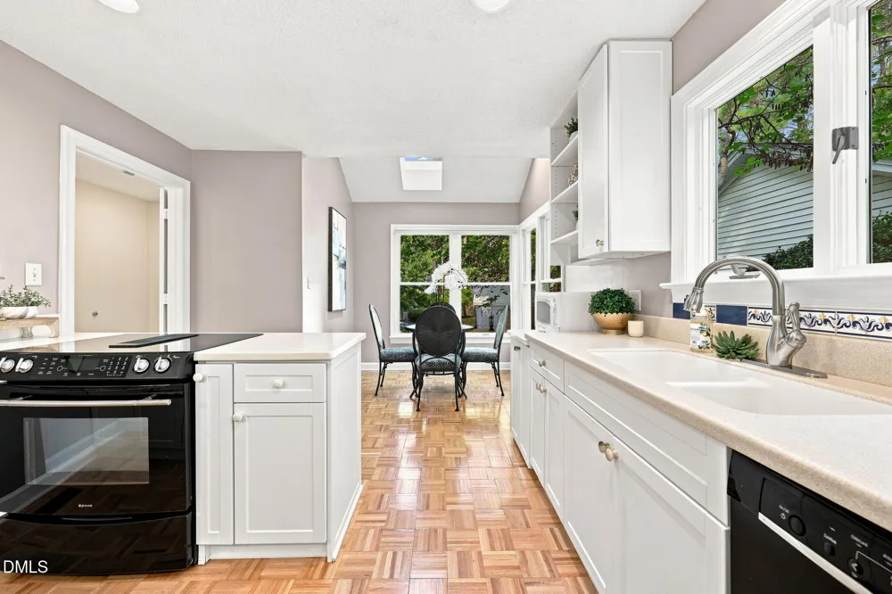 552 Weathersfield Pittsboro, NC 27312