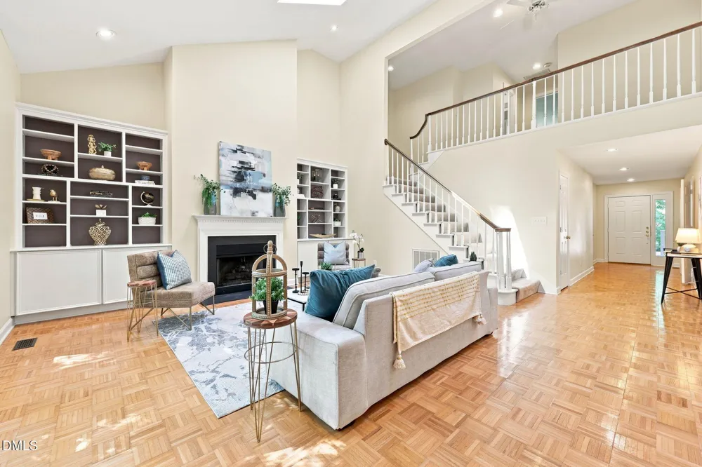 552 Weathersfield Pittsboro, NC 27312