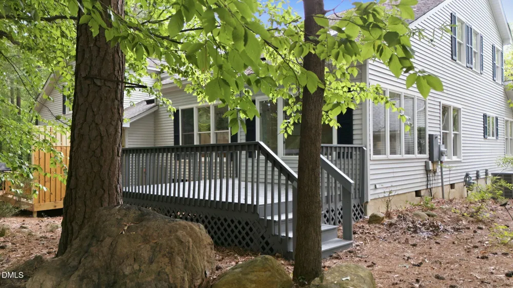 552 Weathersfield Pittsboro, NC 27312