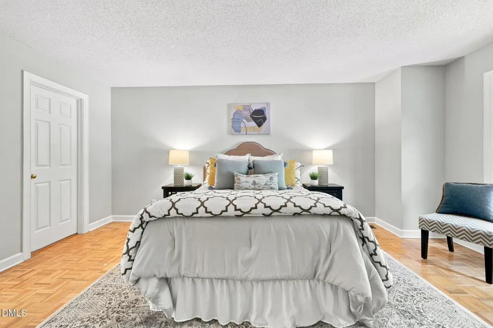 552 Weathersfield Pittsboro, NC 27312