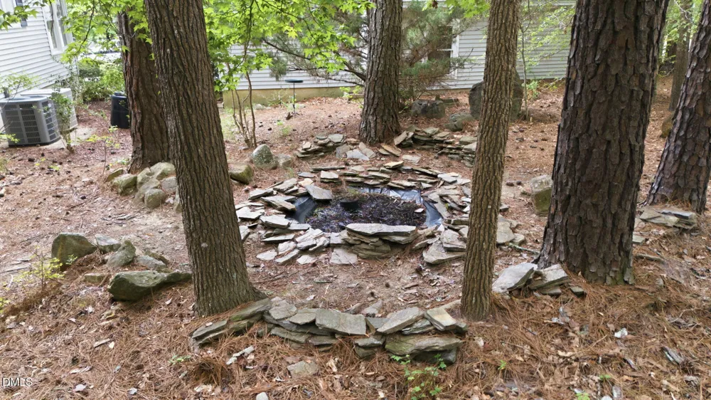 552 Weathersfield Pittsboro, NC 27312