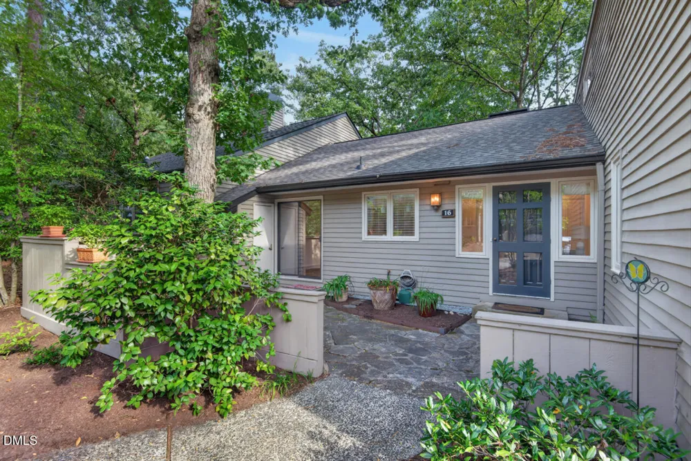 16 Glenmore Drive Durham, NC 27707