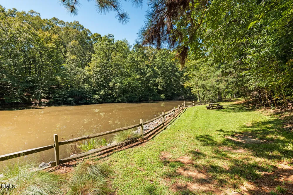 16 Glenmore Drive Durham, NC 27707