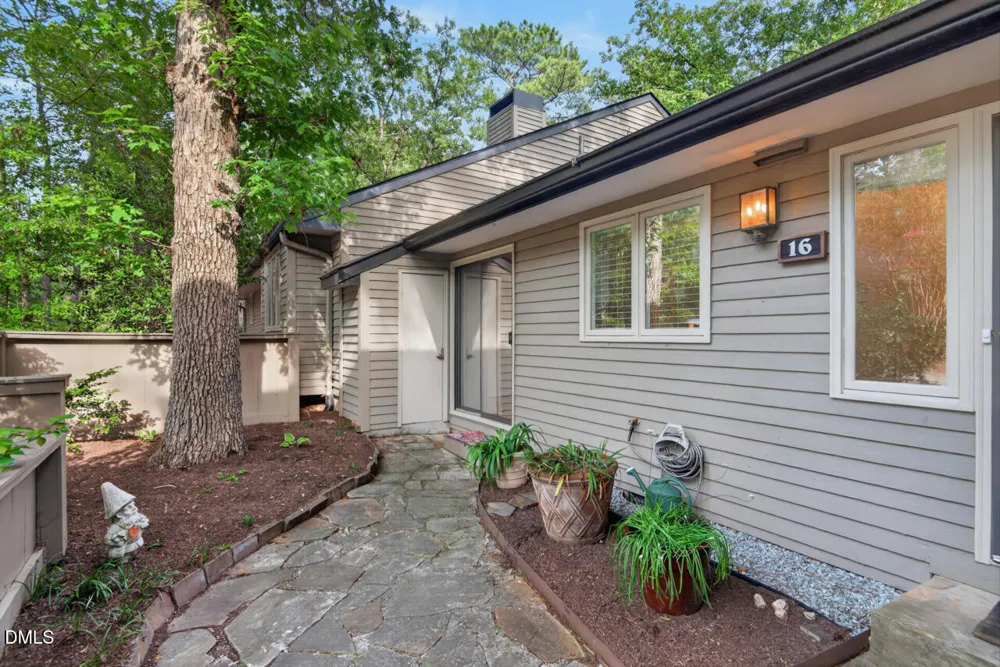 16 Glenmore Drive Durham, NC 27707