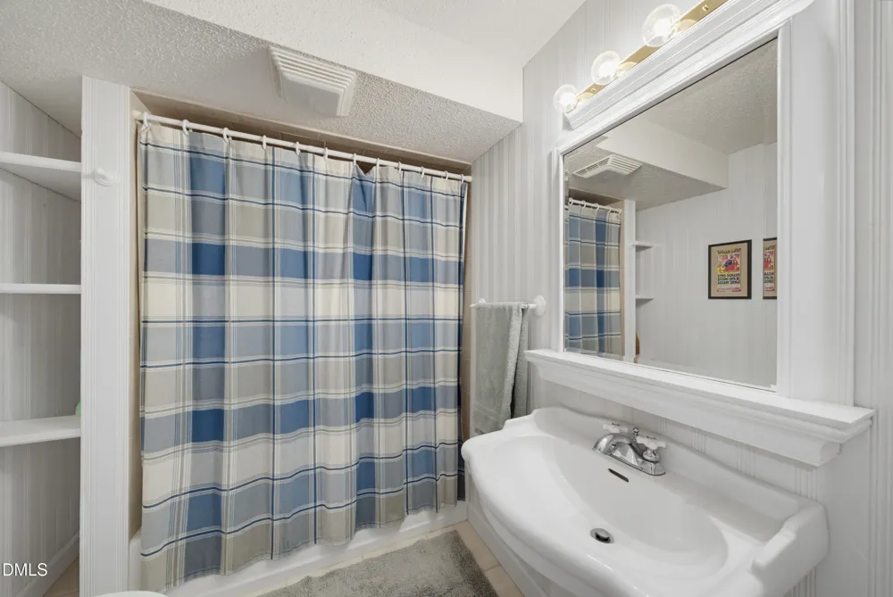 115 Prince William Lane Cary, NC 27511
