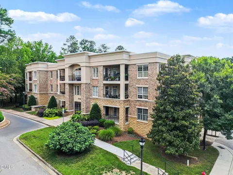 3920 Essex Garden Lane #105