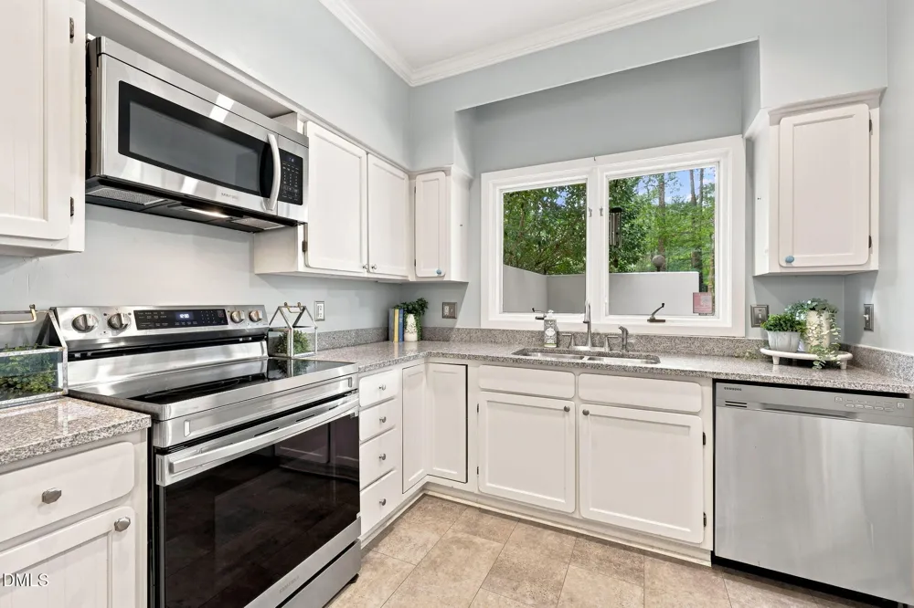 1 Banstead Place Chapel Hill, NC 27517