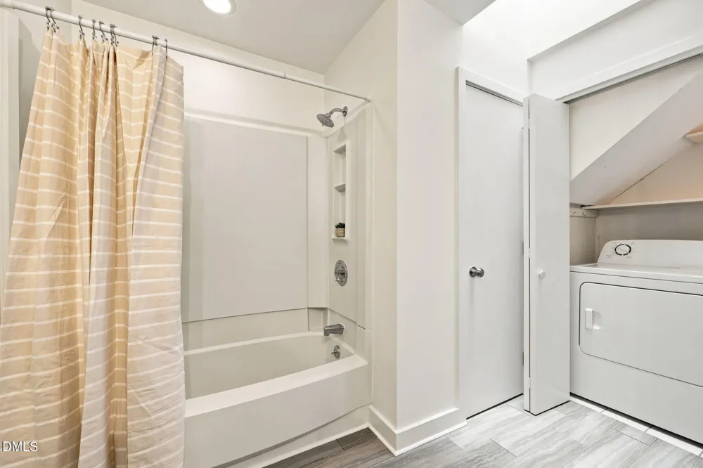 1 Banstead Place Chapel Hill, NC 27517