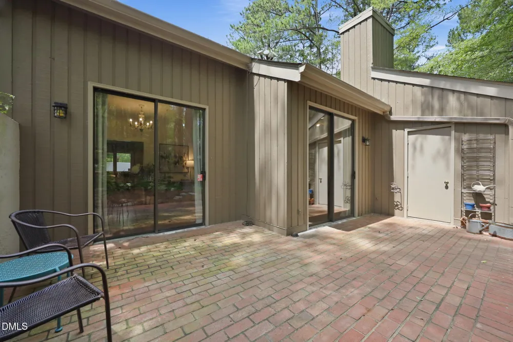1 Banstead Place Chapel Hill, NC 27517
