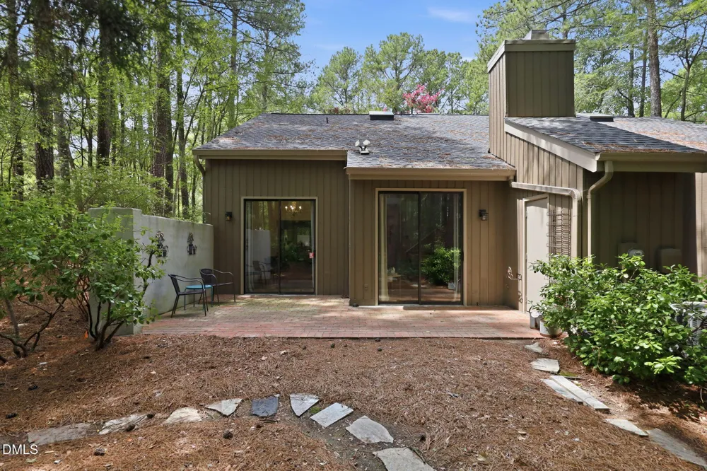 1 Banstead Place Chapel Hill, NC 27517