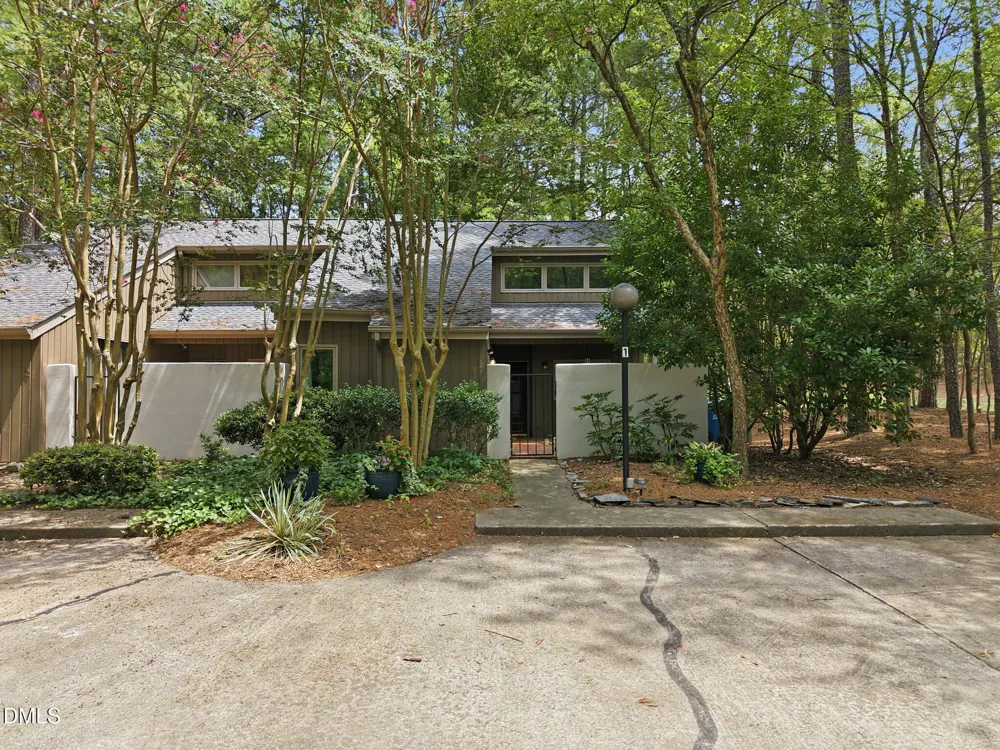 1 Banstead Place Chapel Hill, NC 27517