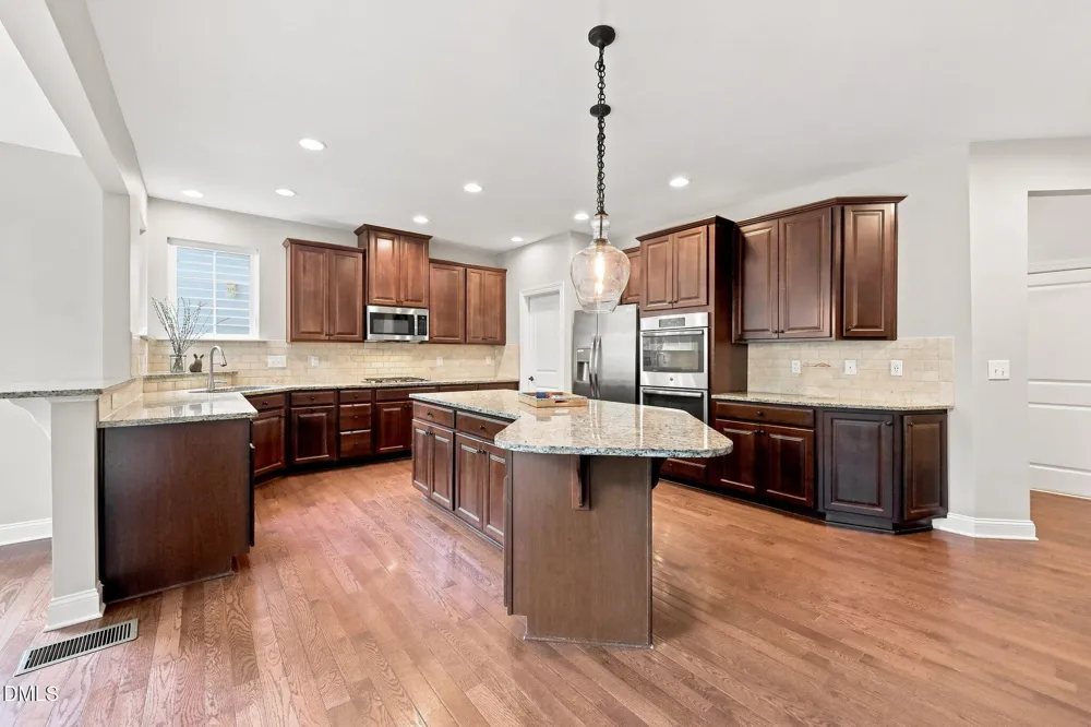 2049 Pineola Bog Trail Apex, NC 27502