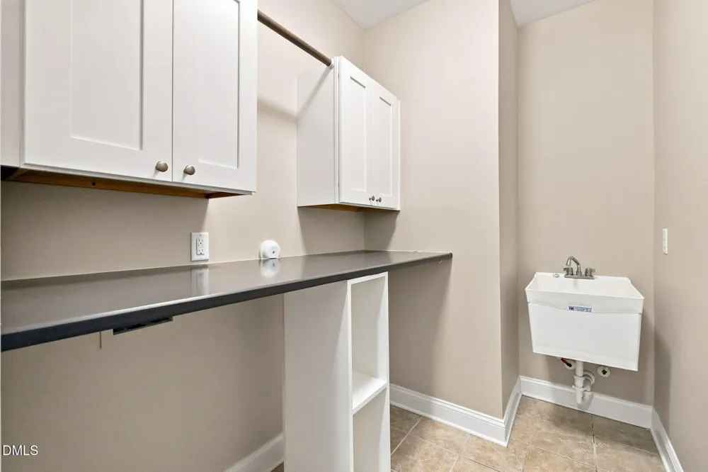 2049 Pineola Bog Trail Apex, NC 27502