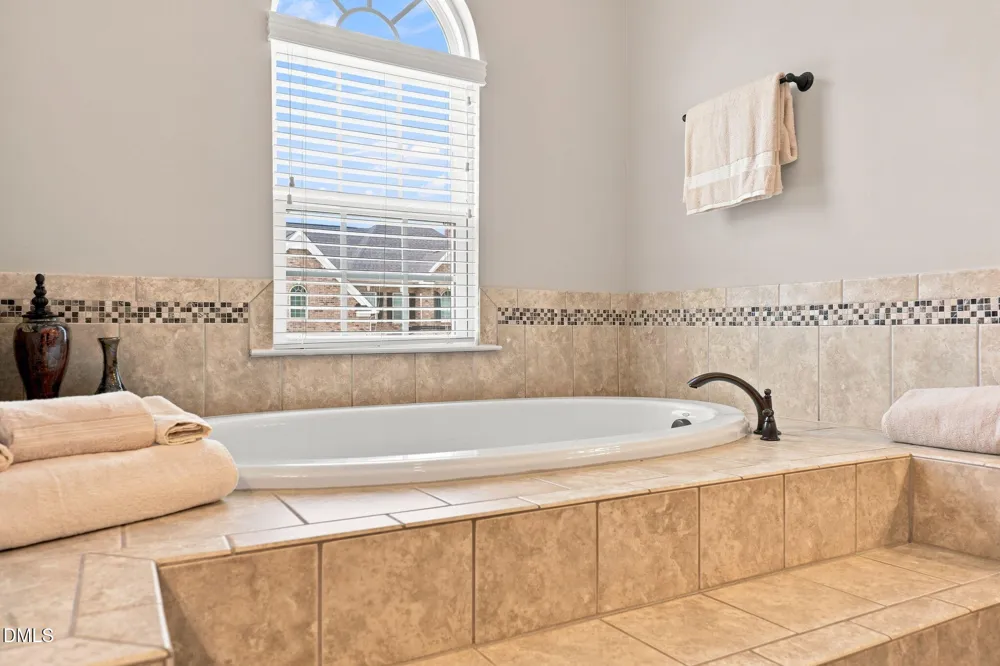 2049 Pineola Bog Trail Apex, NC 27502
