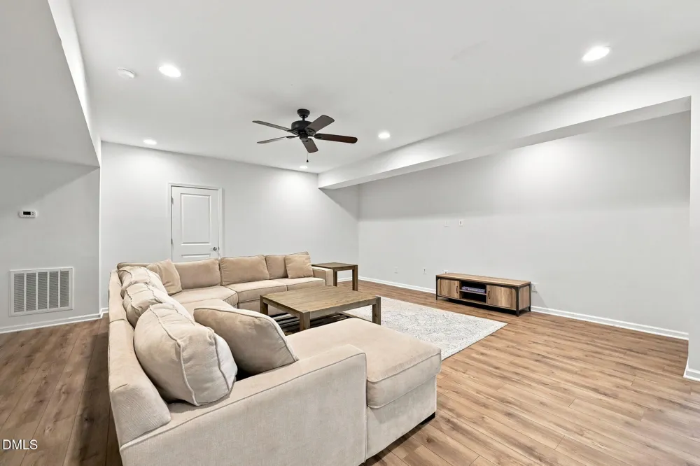 2049 Pineola Bog Trail Apex, NC 27502
