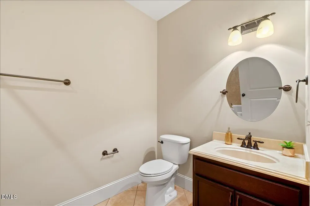 1109 Fanning Drive Wake Forest, NC 27587