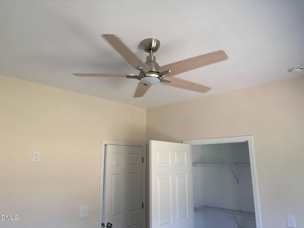 404 Holmes Street Clinton, NC 28328