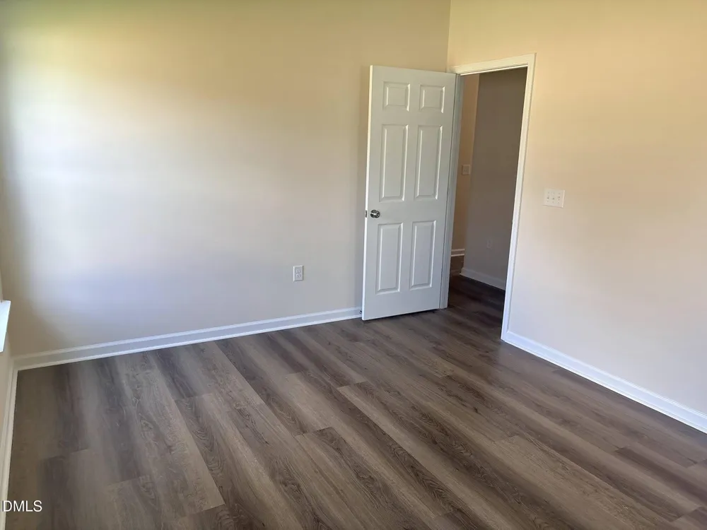 404 Holmes Street Clinton, NC 28328