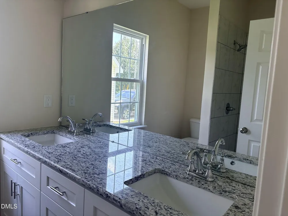 404 Holmes Street Clinton, NC 28328
