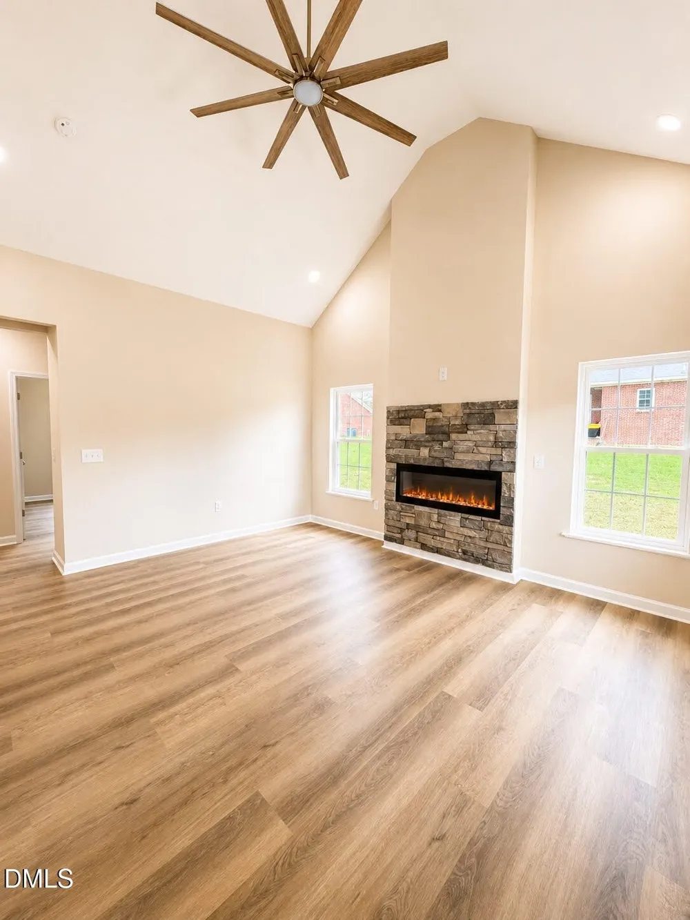 404 Holmes Street Clinton, NC 28328