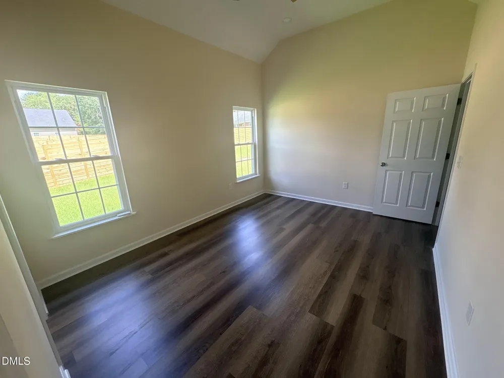 404 Holmes Street Clinton, NC 28328