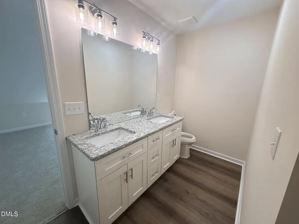 404 Holmes Street Clinton, NC 28328