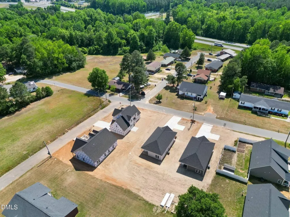 404 Holmes Street Clinton, NC 28328