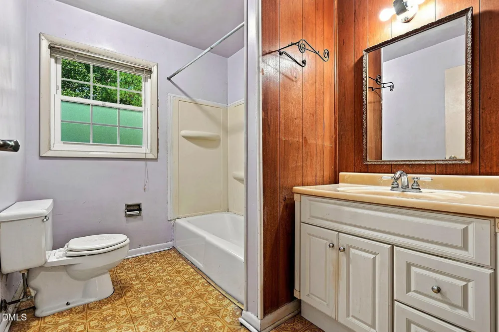 1008 Beverly Drive Raleigh, NC 27610