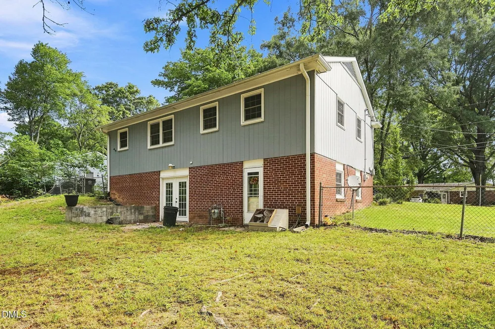 1008 Beverly Drive Raleigh, NC 27610